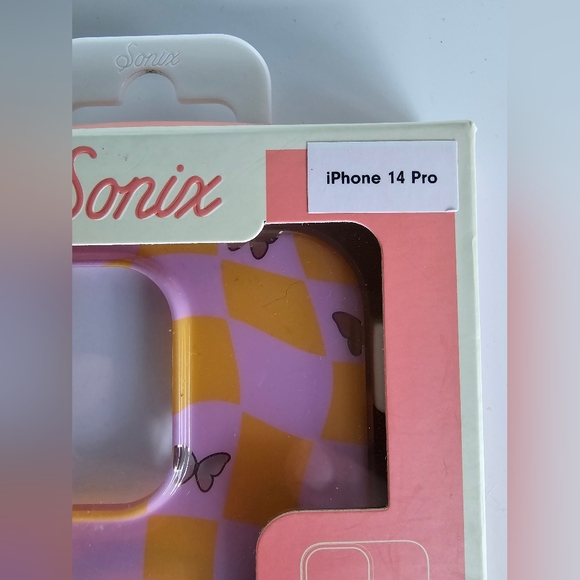 Checkmate Butterfly iPhone 14 Pro Case NIB - Picture 2 of 4